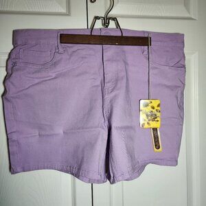 Hybrid & Co. Plus Size 2X "Bum Lifter" Shorts | Lilac Purple Super Stretch Denim